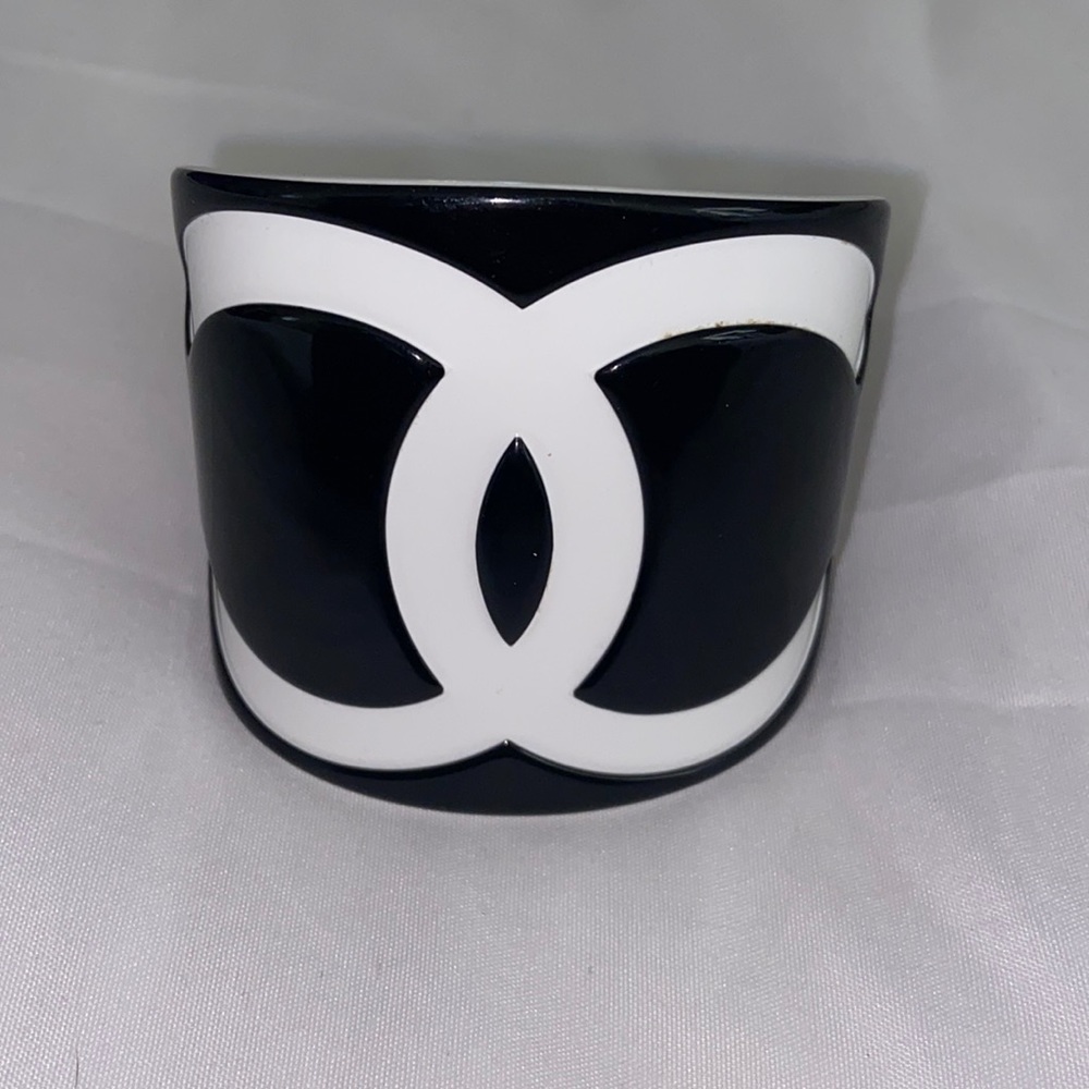 Authentic resin black and white CHANEL cuff